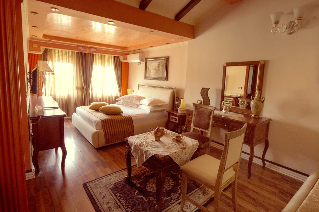 Hotel Boutique Villa Fernando Tirana Extérieur photo