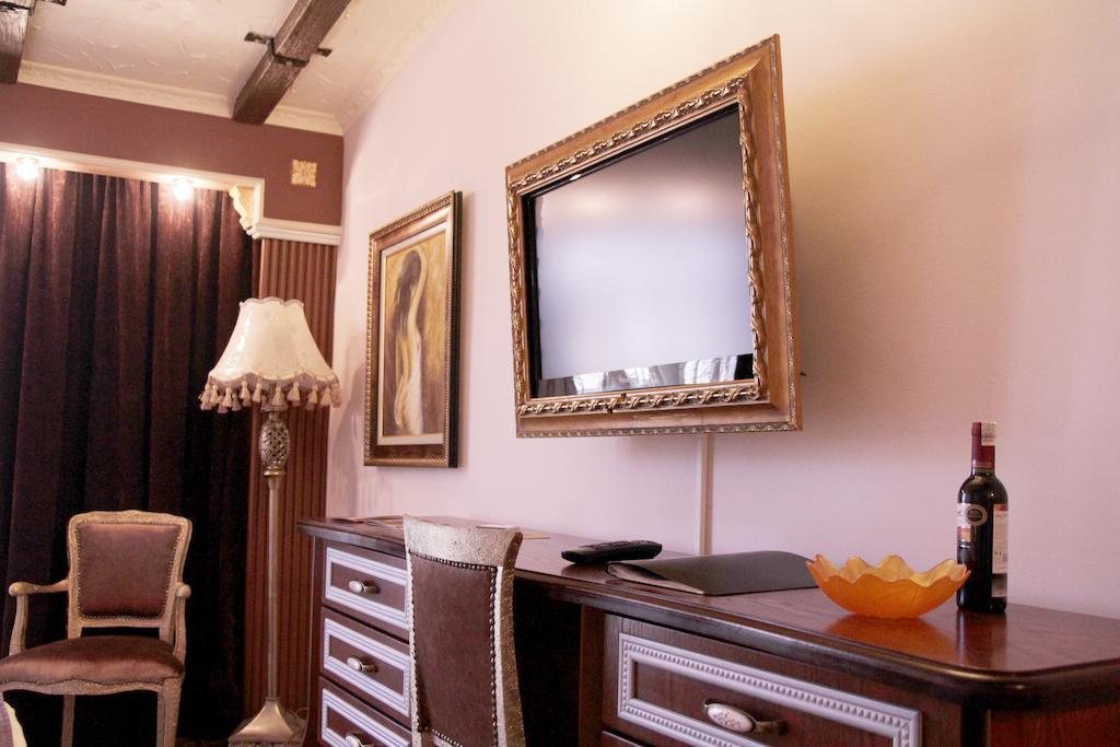 Hotel Boutique Villa Fernando Tirana Chambre photo